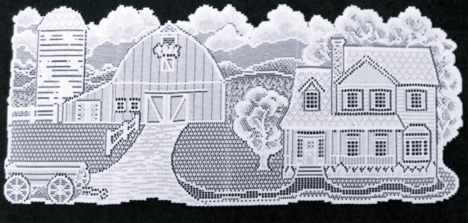 Table Runner Country Homestead 15x35 White Oxford House