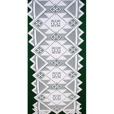 Quilts 14x72 White Table Runner Oxford House