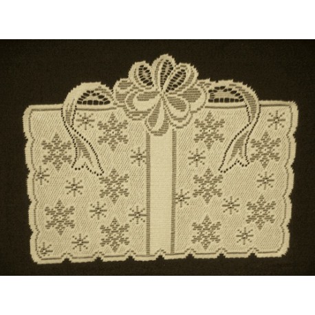 Placemats Gift OF Show 14x18 Cream/Gold Lame Set Of (4) Oxford House